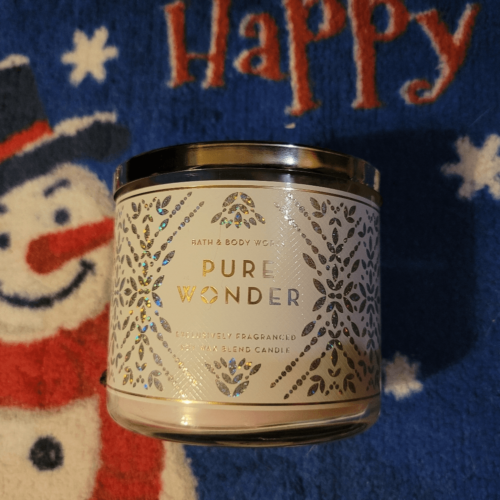 Used Pure-wonder Bath and body works 3-wick candle