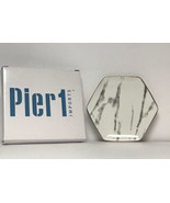 PIER ONE IMPORTS Marble Ring Trinket Dish Gold Trim NEW Fabfitfun - €12,30 EUR
