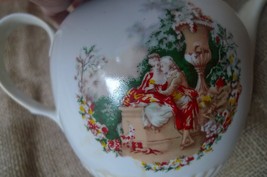 Vintage USSR Soviet Ukraine Polonnoe Big Tea Pot Porcelain Victorian pattern - £25.59 GBP