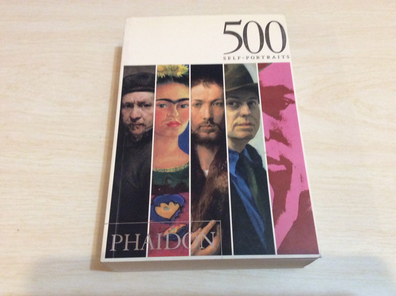 Primary image for 500  SELF-PORTRAITS by PHAIDON PRESS - Softcover - Free Shipping
