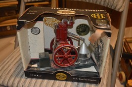 NIB Ertl 1992 IHC Famous Engine 1/8 Scale Diecast Model 615 Limited Edition Red - £23.97 GBP