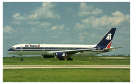Air Transat Boeing B 757 28A at Paris Airplane Postcard - £7.77 GBP
