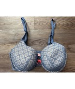 Victoria Secret body by Victoria Bra size 34DDD - $475.17 MXN