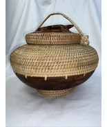 Indonesian Woven Basket Carved Wood LIZARD on Lid Handmade 9” Tall Large - $1,495.84 MXN