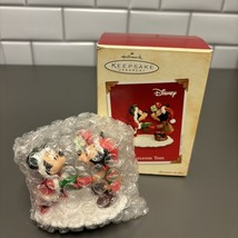 Hallmark Disney Ornament Mickey &amp; Minnie 2003 Mistletoe Time - £10.39 GBP