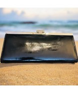 Vtg Black Patent Leather Hawaiian Islands Lined Clutch Wallet Chrome Har... - $442.66 MXN