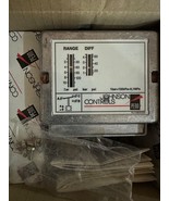 Johnson Controls P77AAA-9301 Pressure Switches - Lot of 3 | New Open Box | $360 - $356.40