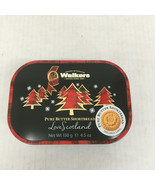 Small Walkers shortbread empty Christmas tin with red plaid Christmas trees - $362.91 MXN