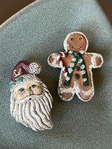 Lot of Resin Gingerbread Man &amp; Santa Clause Head Christmas Holiday Brooch Pin – - £8.92 GBP