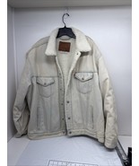 Vintage Fit Levi&#39;s - Men&#39;s Sherpa Lined  Premium LightDenim Jean Jacket ... - $124.97 CAD