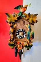 Live Animals Eyes Opened Colorful 1 Day Cuckoo Clock - $88.11