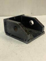 15-13420 Upper Tilt Cyl Mntng Brckt 66B11 - $86.01