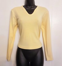 Pastel Yellow Knit Top size LARGE JR Long Sleeve V Neck by Red Paint - $12.79
