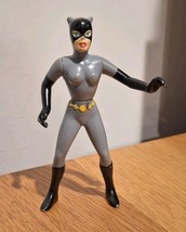 1993 DC Batman The Animated Series 4&quot; Catwoman Action Figure - $128.01 MXN