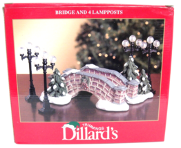 Dillard&#39;s Trimmings Bridge and 4 Lampposts for Christmas Village w Box - £14.72 GBP