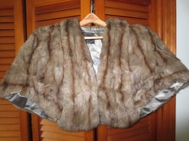 Whitner&#39;s, Reading Pa Medium Brown Ladies Collared Fur Cape Or Stole - $74.25