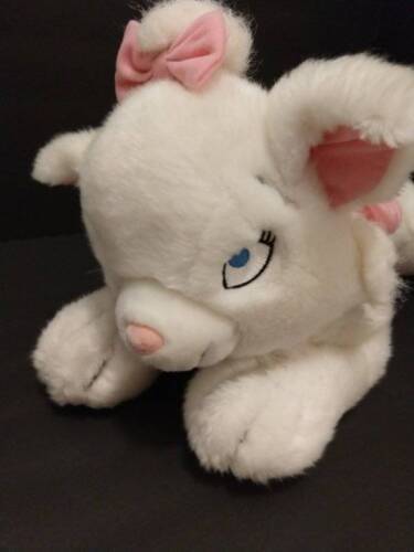 Primary image for Marie Large 18" Plush Aristocats Disney Store Vintage White Cat Laying down Bow