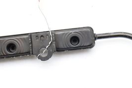 04-09 TOYOTA PRIUS FUEL RAIL E1406 image 8