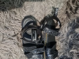 Dr airwair martens black Sandals size uk 2 - £35.98 GBP