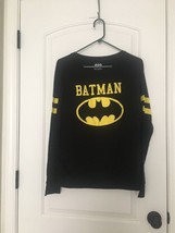 Batman Long Sleeve Shirt Top Sweatshirt Women&#39;s Juniors Size Large Black Yellow - £29.36 GBP