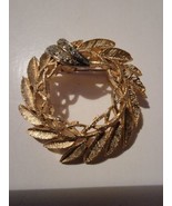 Vintage Brooch Crown Wreath Leaves Signed Vintage Pin Jewelry Gold Tone - £19.27 GBP