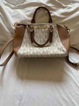 Michael Kors Ciara Medium Messenger Satchel Bag Grey/Brown - £92.34 GBP