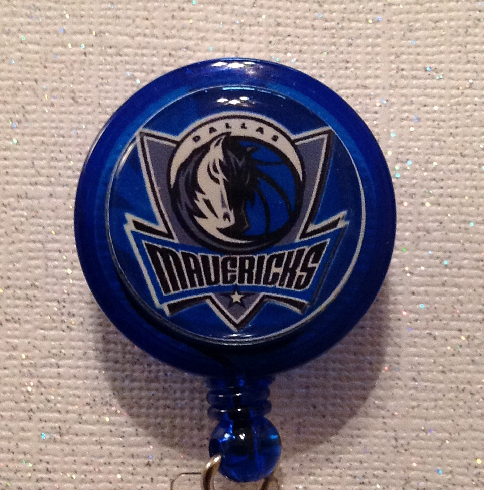 Nba Dallas Mavericks Badge Reel Id Holder Blue Alligator Clip Handmade New - $8.99