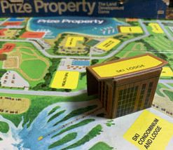 Prize Property Game Piece Ski Lodge Building Yellow Milton Bradley 1974 - £3.12 GBP