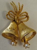 Mamselle©  Bells Brooch Wedding Holiday Vintage - $14.00