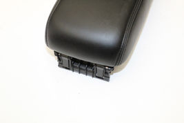 2006-2007 MAZDA MAZDASPEED 6 CENTER CONSOLE ARM REST STORAGE COMPARMENT J6014 image 3