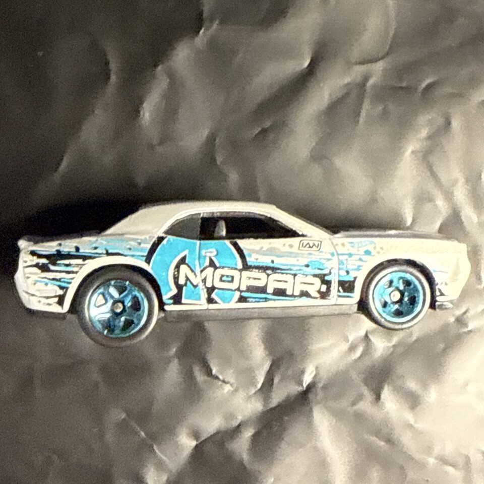 Full-size item image