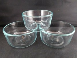 Set of 3 : Pyrex #7200 &amp; #7202 Glass Microwave Safe Mixing Bowls, 2 and 4 Cup - £6.31 GBP