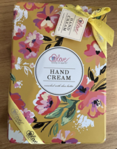 Hand Cream Gift Set for Women Lotion Set for Dry Cracked Hands in Gift Tin NEW - £15.79 GBP
