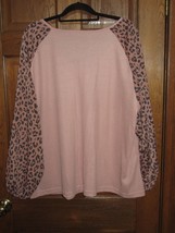 Shein Curve Pink V-Neck Thermal with Leopard Print Sleeves Top - Size 4XL - £14.85 GBP