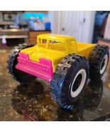 VINTAGE 1960s IRWIN MONSTER PICKUP TRUCK YELLOW PINK BIG FOOT WHEELS PLASTIC - £39.50 GBP