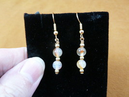 EE396-1 round 6mm white orange Agate gemstone 2 bead gold tone dangle earrings - £8.28 GBP