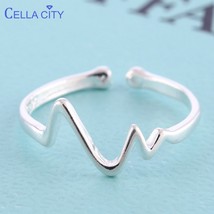 Cellacity Trendy Silver 925 Jewelry Ring for Women Simple Wave shaped Lines Adju - £6.92 GBP