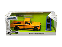 1972 Chevrolet Cheyenne Pickup Truck Orange with Black Stripes and Extra Wheels  - $1,977.62 MXN