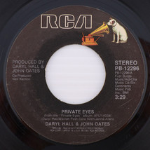 Daryl Hall &amp; John Oates – Private Eyes / Tell Me What You Want - 45 rpm ... - £3.32 GBP