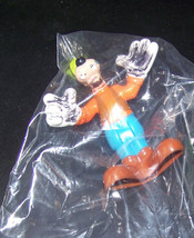 goofy/disney toy/ {by mattell 2013} - £11.05 GBP