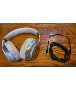 Beats by Dr. Dre Studio 2.0 White Over Ear Wired Headphones B0500 Need E... - $40.91 CAD