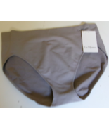 One Le Mystere Seamless Comfort Hi Cut Brief Size Small  Chateau Gray St... - $17.53 CAD