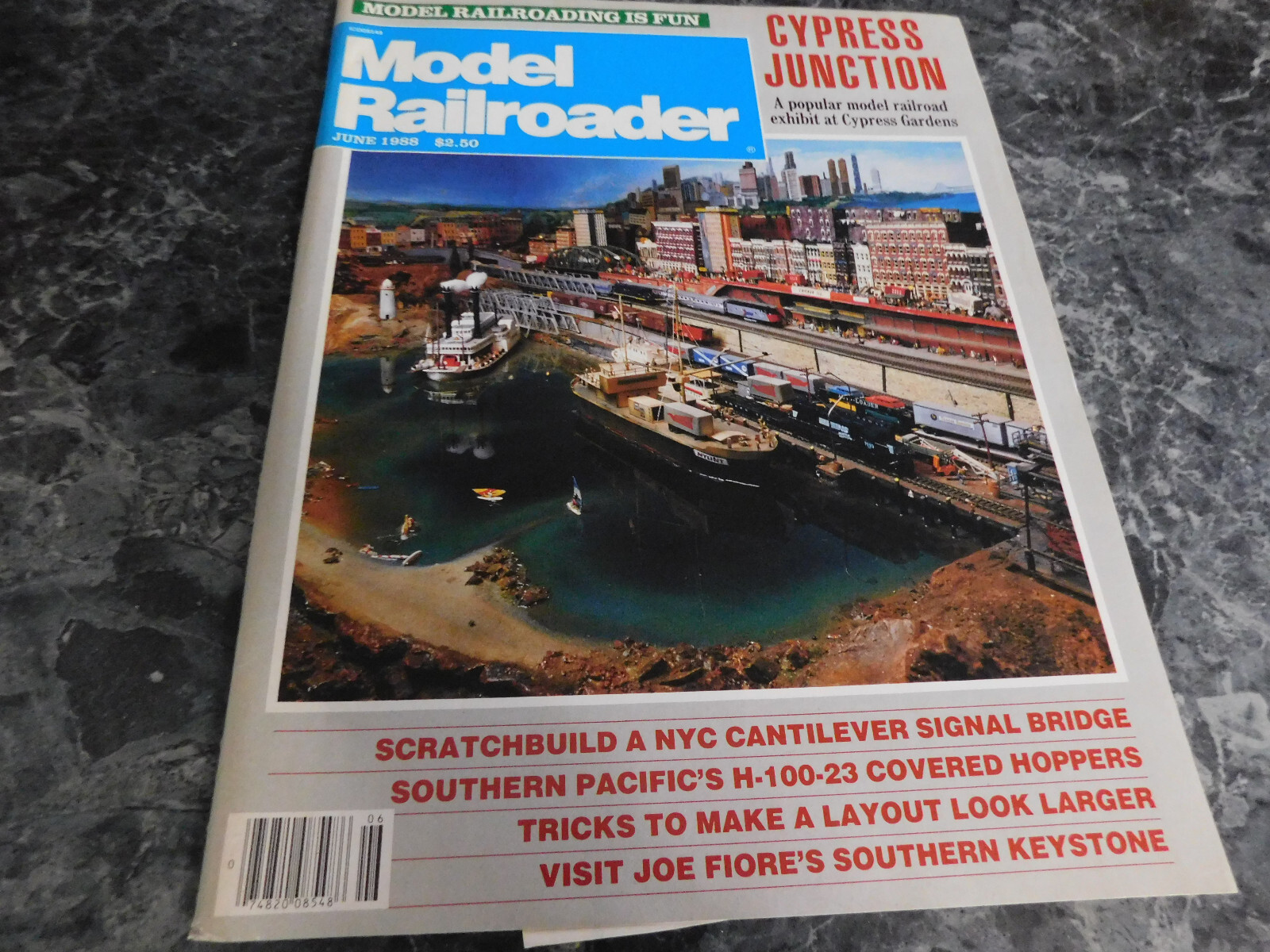 Model Railroader Magazine June 1988 - $2.99