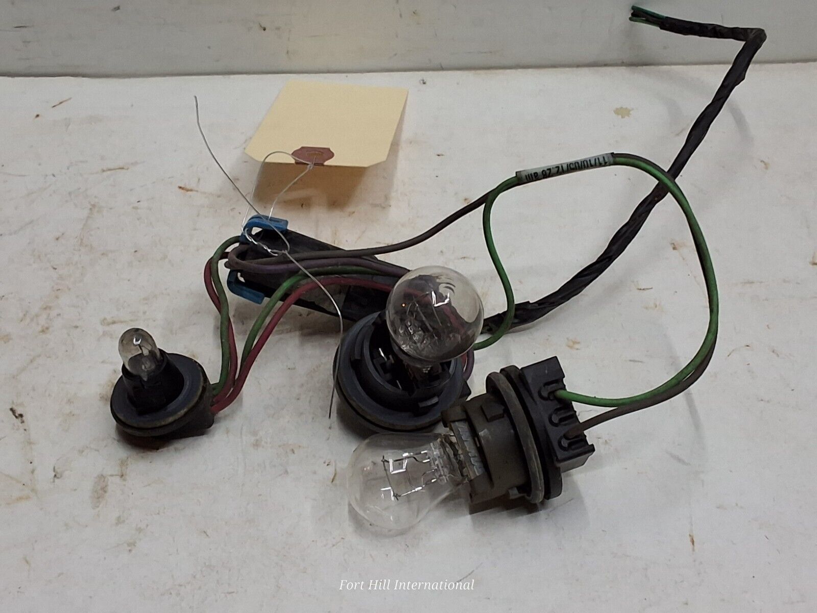 05 06 07 08 09 10 Pontiac G6 sedan left or right tail light wiring harne... - $29.69