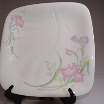 Toyo China Plate Made In Japan Square MISTY Pattern Flowers Big Pretty Plate  - £3.93 GBP