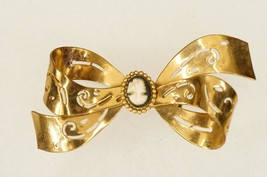 Vintage Costume Jewelry Brassy Gold Tone Metal Coro Cameo Ribbon Bow Brooch Pin - $24.74