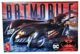 Batmobile 1/25 Scale Glue Together Model Kit Skill Level 2 Age 10+ - £31.85 GBP