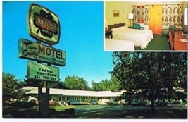 Burlington Vermont Postcard Town &amp; Country Motel AAA Superior Motel - $2.96