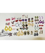 Vtg 80’ 90&#39;s Pierced Earring Lot Colors Geometric Enamel Swirl Gold Silv... - $1,847.29 MXN