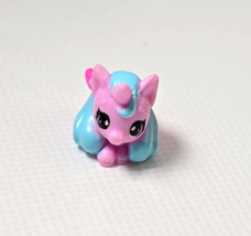 Hatchimals Colleggtibles Unicorn Tiny Pink and Blue 1/2 Inch Tall - €4,23 EUR